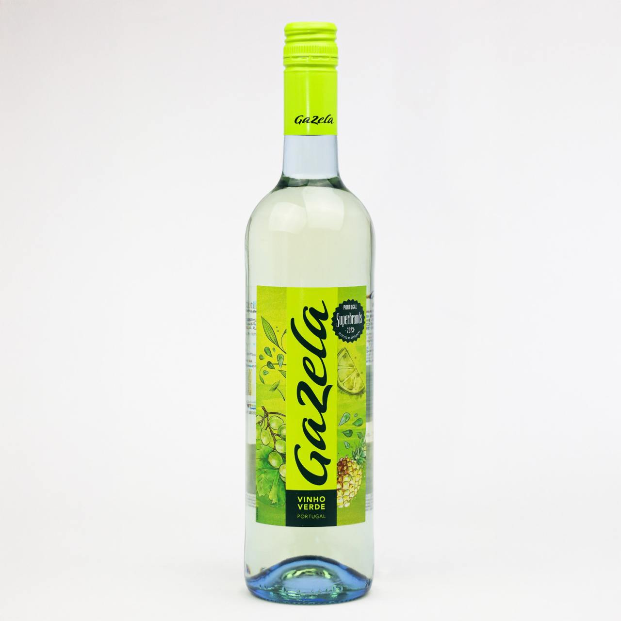 Gazela White semi-dry wine